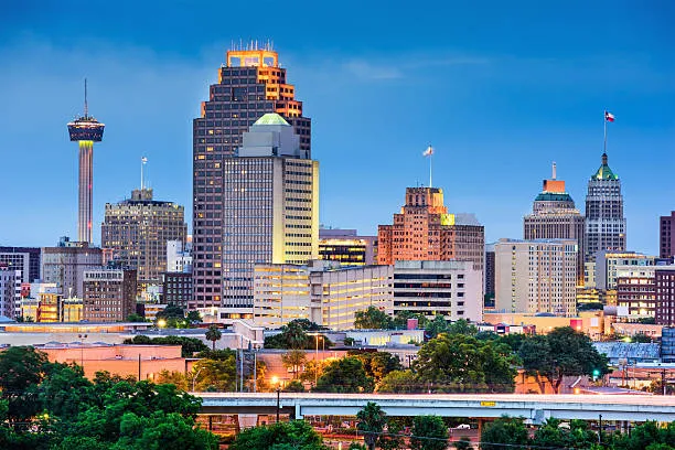 San Antonio skyline for local online reputation management services